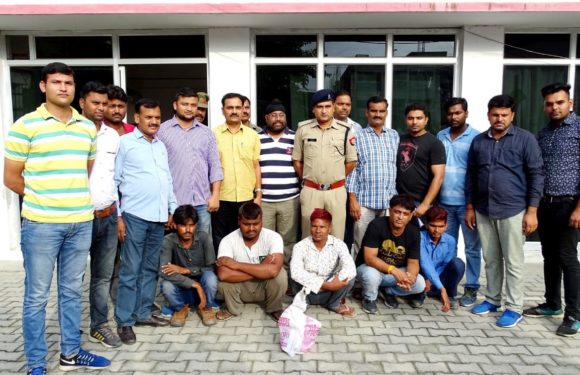 सर्राफा व्यापारी से 11 लाख रुपए की लूट, सोना चांदी बरामद, 5 आरोपी गिरफ्तार