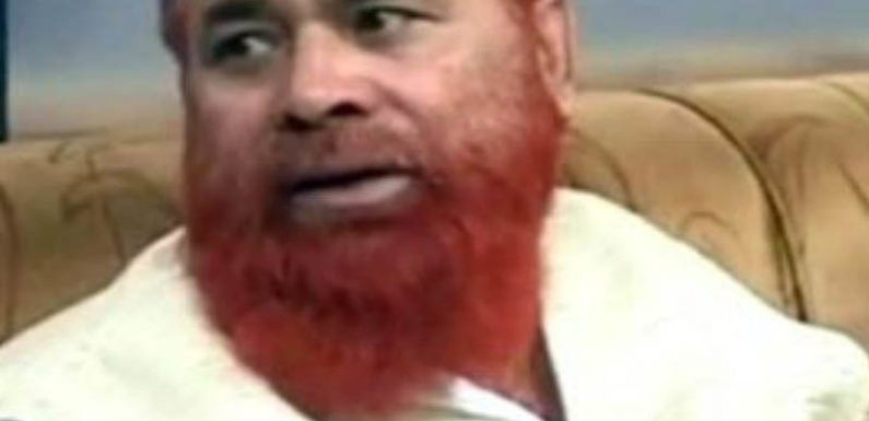 सपा नेता हाजी रियाज़ ने गढ़ी नई परिभाषा अवैध सम्बन्ध में हत्या न हो इसके लिए तीन तलाक