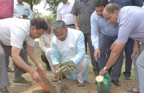 उत्तराखंड में पॉलीथिन के इस्तेमाल पर लगा बैन, CM त्रिवेंद्र रावत ने लोगों किया अनुरोध