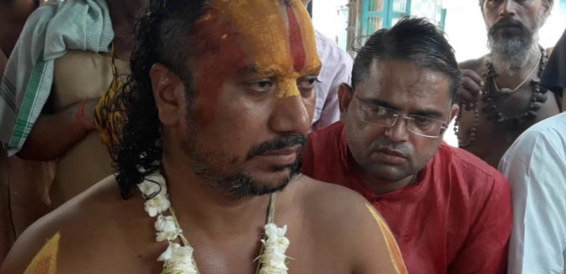 आमरण अनशन केवल प्रसिद्धि पाने के लिए है: महंत सुरेश दास