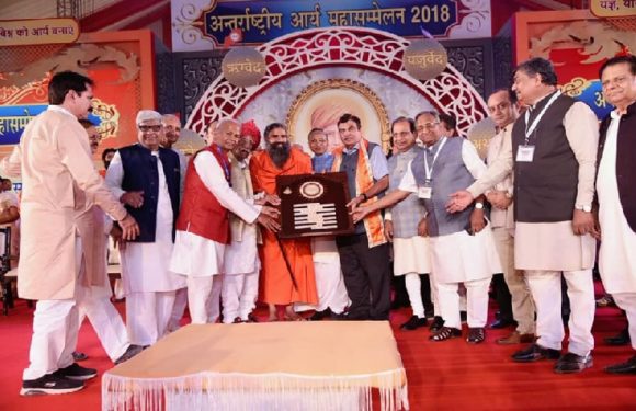2019 तक गंगा मैया बिल्कुल साफ हो जाएगी – गडकरी