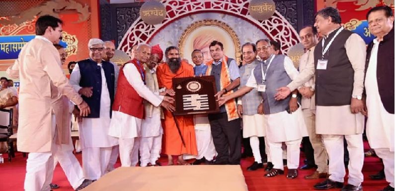 2019 तक गंगा मैया बिल्कुल साफ हो जाएगी – गडकरी