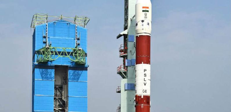 पीएसएलवी-सी43 ने किया एक स्वदेशी और 30 विदेशी उपग्रहों का सफल प्रक्षेपण