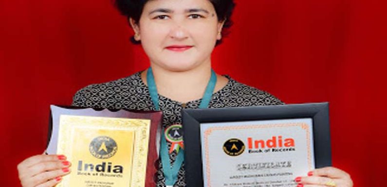 भारत की संस्कृति को कलाकृतियाँ से दर्शाते हुए बनाया इंडिया बुक ऑफ़ रिकार्ड्स