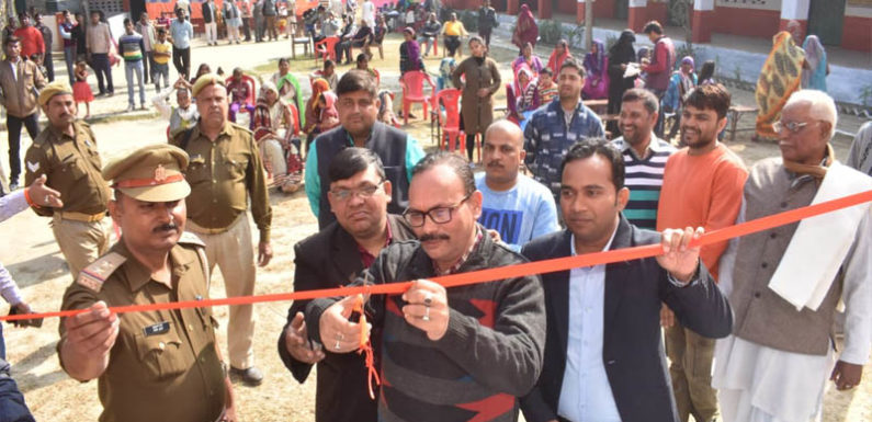 निशुल्क स्वास्थ्य परीक्षण शिविर आयोजित,मुफ़्त दी गईं दवाएं