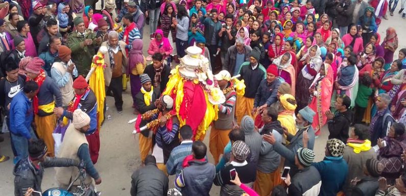 भगवान तुंगनाथ की डोली ने पोखरी नगर किया भ्रमण श्रध्दालु ने मांगी मनौतियां