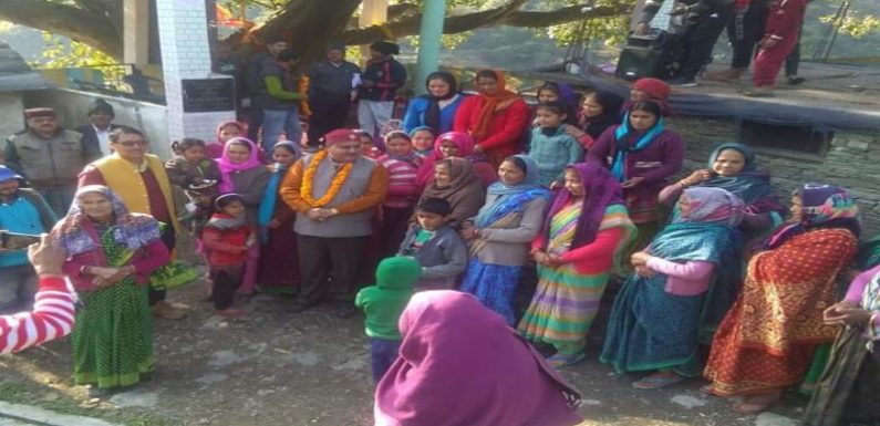 विधानसभा के प्रत्येक क्षेत्र को सड़क,पेयजल,विधुतीकरण, स्वास्थ्य एवं शिक्षा मेरी प्राथमिकता- विधायक महेंद्र भट्ट