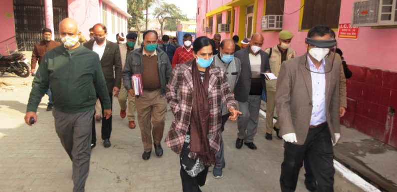 सीतापुर : नोडल अधिकारी श्रीमती मिनिस्ती एस0 ने निरीक्षण कर दिए निर्देश