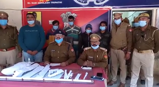 सिद्धार्थनगर : पुलिस और एसओजी की टीम ने 4 शातिर चोरों को किया गिरफ्तार