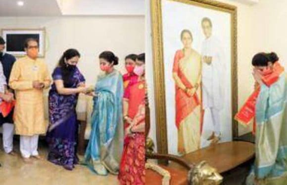 उर्मिला मातोंडकर की नई राजनीतिक पारी, शिवसेना में एंट्री