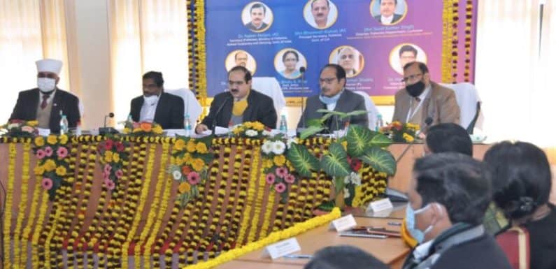 2024-25 तक मत्स्य उत्पादन में उत्तर प्रदेश को आत्मनिर्भर बनाने का लक्ष्य
