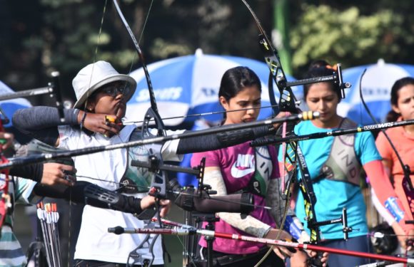 बांस के बने धनुष से नहीं, आधुनिक रिकर्व धनुष से लक्ष्य भेदेंगे झारखण्ड के धनुर्धर