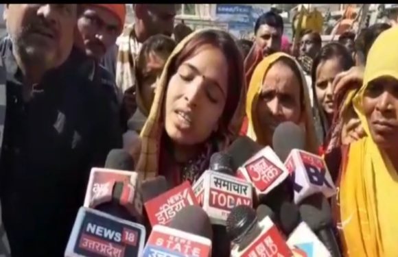 इंजीनियर की कार से कुचलकर चतुर्थ श्रेणी कर्मचारी के डेढ़ वर्ष के मासूम की मौत