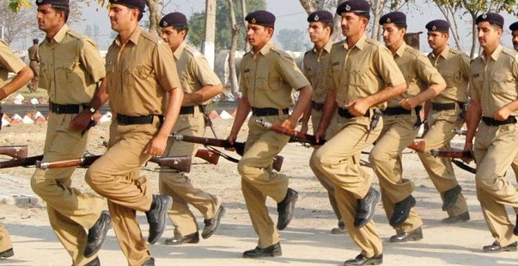 UP Police Sub Inspector Recruitment 2021: यूपी पुलिस दरोगा भर्ती की अधिसूचना जारी, जानिये पूरी जानकारी