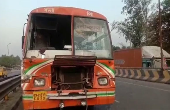 NH 28 पर बड़ा हादसा, ट्रेलर ने रोडवेज बस को मारी टक्कर, 6 की मौत