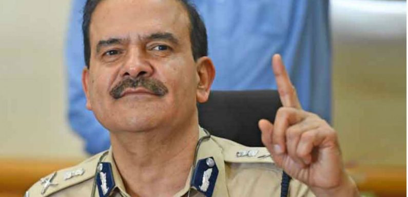 महाराष्ट्र सरकार का बड़ा फैसला, मुंबई पुलिस कमिश्नर को हटाया