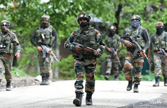 छत्तीसगढ़: नक्सलियों और पुलिस के बीच मुठभेड़, 5 जवान शहीद