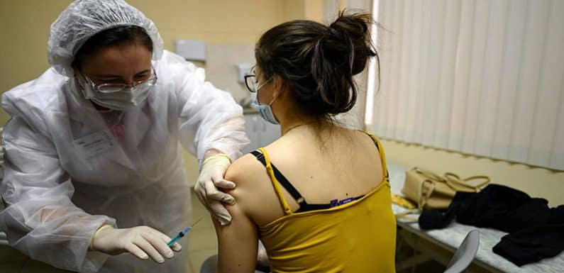 कोरोना वैक्सीनेशन को लेकर सरकार का ‘सबसे बड़ा फैसला’
