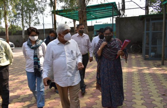 कैबिनेट मंत्री राजेन्द्र पाल गौतम ने बाल कल्याण समितियों द्वारा आयोजित शिविरों का निरीक्षण किया