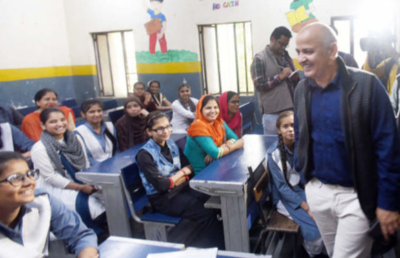 बच्चों को पढ़ाने का मनीष सिसोदिया का ये आईडिया काम कर गया