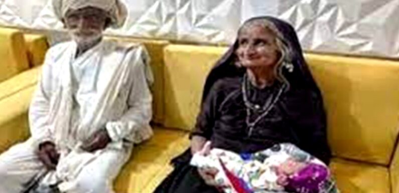 गुजरात में 70 साल की महिला के घर गूंजी किलकारी