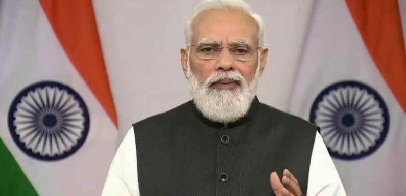 पीएम मोदी ने संबोधन में किया ‘ताली-थाली’ का जिक्र, कांग्रेस नेता बोले, पेट्रोल के डकैती पर कब बोलेंगे
