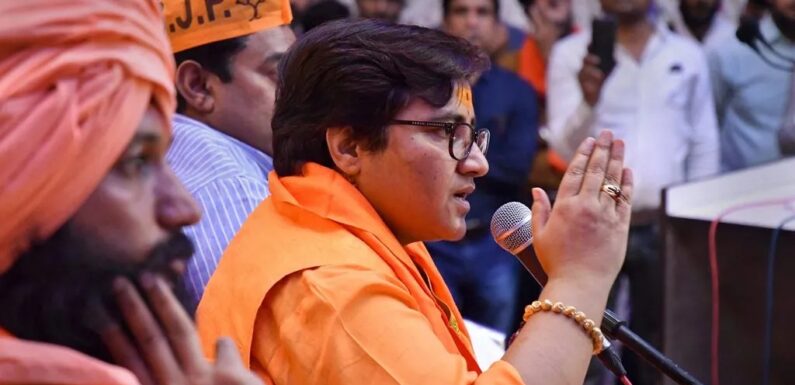 प्रज्ञा सिंह ठाकुर ने दीं बॉलीवुड फिल्ममेकर्स को कड़ी चेतावनी, कहा ऐसा नहीं चलेगा