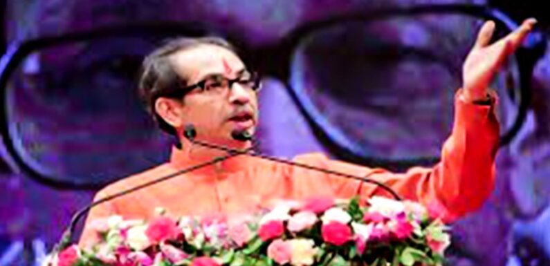 ‘मैं फकीर नहीं हूं जो झोला उठाकर चल दूंगा’, दशहरा रैली में जमकर बरसे उद्धव ठाकरे