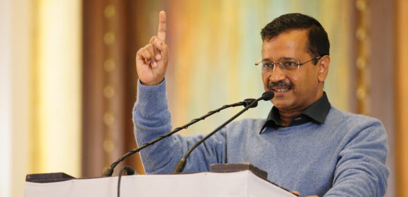 CM केजरीवाल का बड़ा ऐलान- पंजाब में सरकार बनी तो हर महीने हर महिला को मिलेंगे 1 हज़ार रुपये