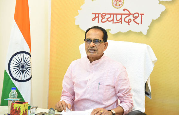 Madhya Pradesh इंदौर में मेडिकल, ऑक्सीजन सहित सभी व्यवस्थाएं पूरी तरह दुरूस्त, हर जिले में ऑक्सीजन प्लांट है तैयार- ग्रह मंत्री नरोत्तम मिश्रा