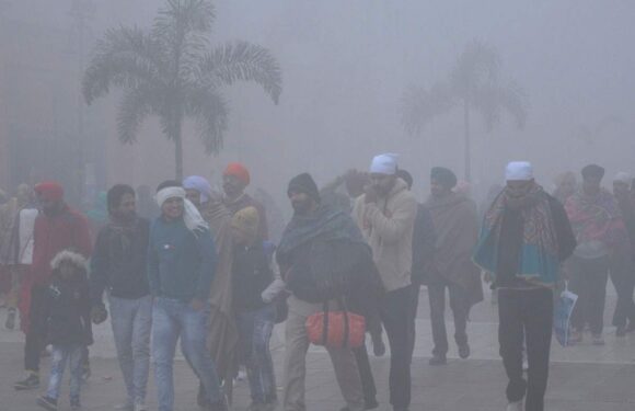 दिल्ली में आज सीजन की सबसे ठंडी सुबह, अभी और सताएगी ठंड