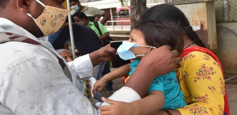 महाराष्ट्र में 3.5 साल की बच्ची का ओमिक्रॉन से संक्रमित,  मुंबई में धारा 144 लागू
