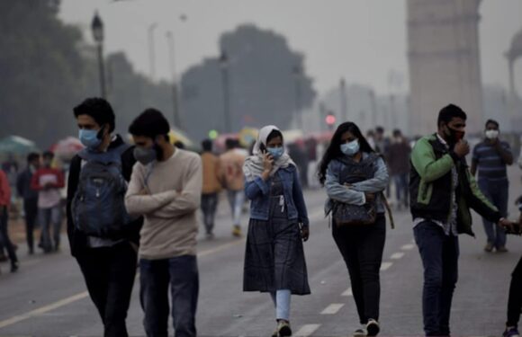बर्फीली तेज हवाओं से दिल्ली में बढ़ेगी ठंड,  लोगों को परेशान करेगी ठिठुरन