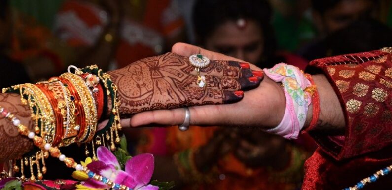 लड़कियों की शादी की न्यूनतम उम्र 18 से बढ़ाकर 21 साल होगी, मोदी कैबिनेट में पास हुआ प्रस्ताव