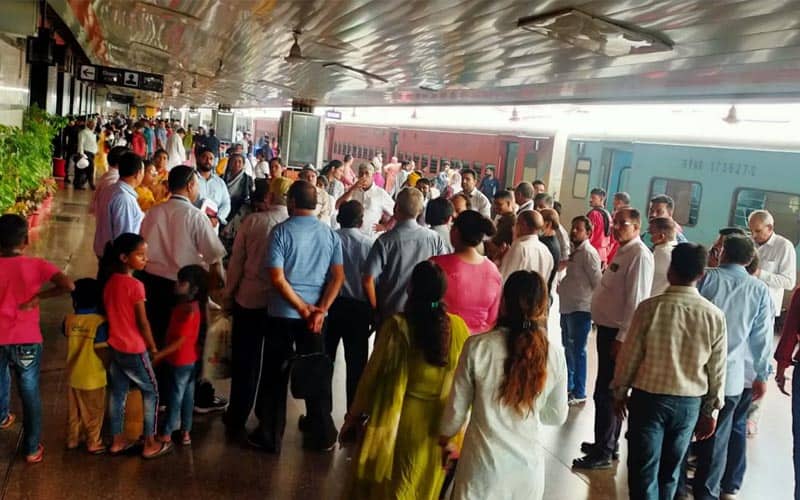 NRMU
अग्निपथ योजना का विरोध