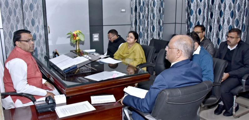 उत्तर प्रदेश के 375 प्रधानमंत्री आदर्श ग्रामों में बनेंगे डॉ0 अम्बेडकर उत्सव धाम 