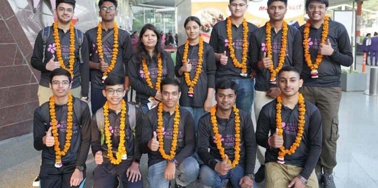 साइन्स एक्सचेंज प्रोग्राम में प्रतिभाग हेतु सी.एम.एस. छात्र दल जापान रवाना