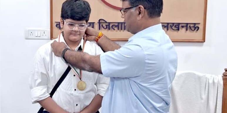 प्रधानमंत्री राष्ट्रीय बाल पुरस्कार सी.एम.एस. छात्र व्योम आहूजा को