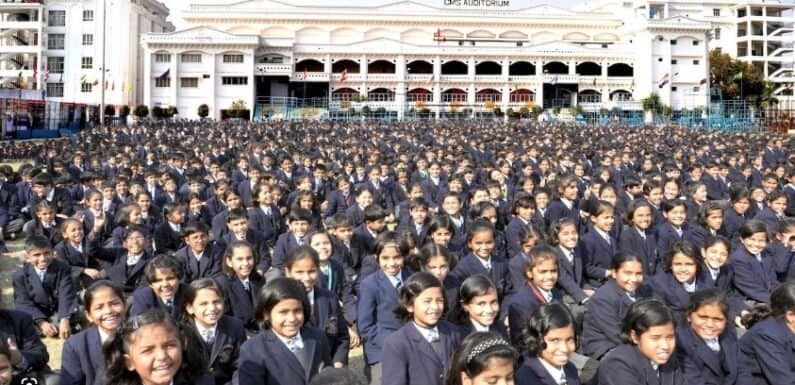 विश्व के 10 सबसे बड़े स्कूलों में सी.एम.एस. पहले पायदान पर