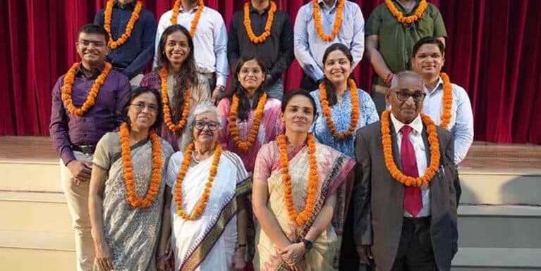 आई.ए.एस. एवं पी.सी.एस. में चयनित सी.एम.एस. के 12 छात्र सम्मानित