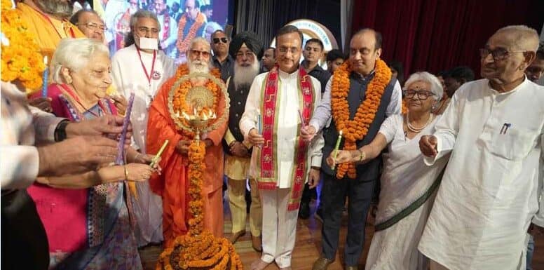 दुनिया में धर्म का विशिष्ट स्थान है और यह शान्ति व एकता स्थापित करने के लिए आवश्यक :डा. दिनेश शर्मा, पूर्व उप-मुख्यमंत्री, उ.प्र.