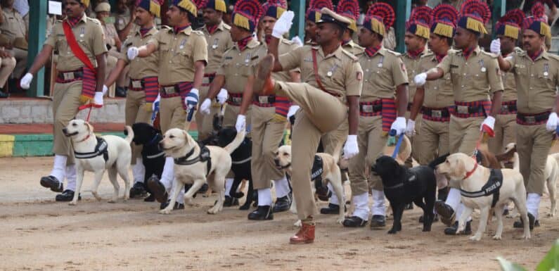 ट्विटर पर बेंगलुरु पुलिस के डाॅग स्क्वाड का बना एकाउंट, शेयर करेगी कारनामे की जानकारी