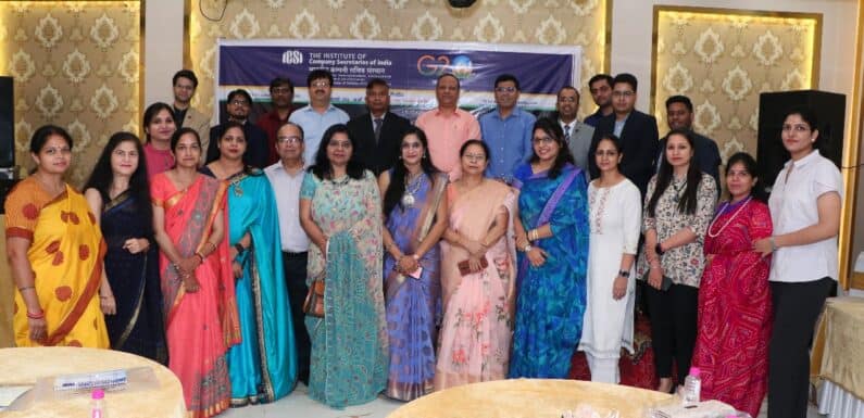 Icsi ग़ाज़ियाबाद द्वारा शिक्षकों को किया गया सम्मानित