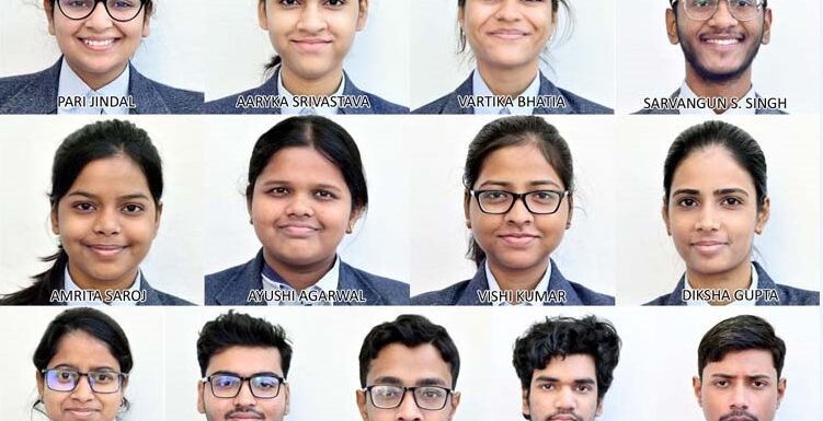 भारत सरकार द्वारा सी.एम.एस. के 13 छात्रों कोचार-चार लाख रूपये की स्कॉलरशिप