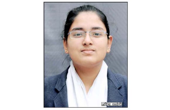 इण्डियन स्टेटिस्टिकल सर्विस में सी.एम.एस. छात्रा  अग्रिमा रस्तोगी को अखिल भारतीय चतुर्थ रैंक